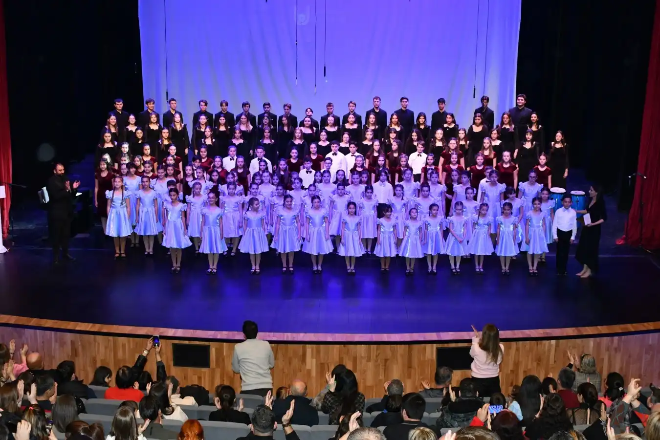 Çoksesli Çocuk ve Gençlik koroları